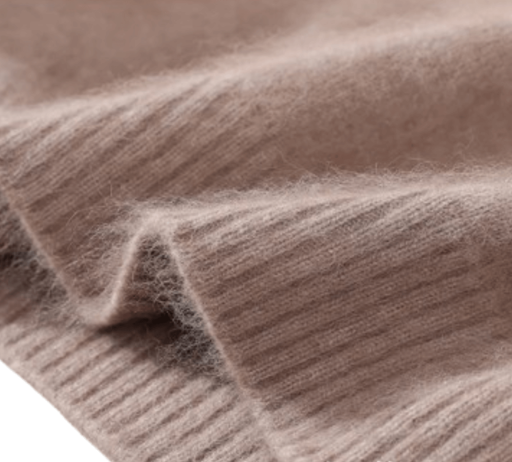 Der Rollkragenpullover, der jedes Outfit aufwertet – aus luxuriösem Nerzkaschmir