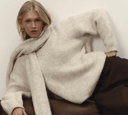 Hochwertiger V-Ausschnitt Pullover mit passendem Schal - Garantiert Dein neues Lieblings-Set