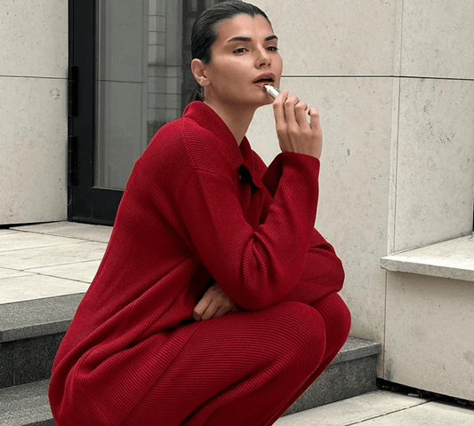 Zweiteiliges weiches Strick-Set - Eleganz in Deiner wärmsten Form