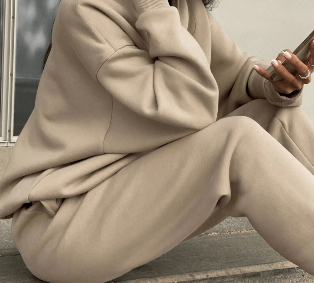 Sportlich, stylisch und bequem – Der perfekte Trainingsanzug für Dich