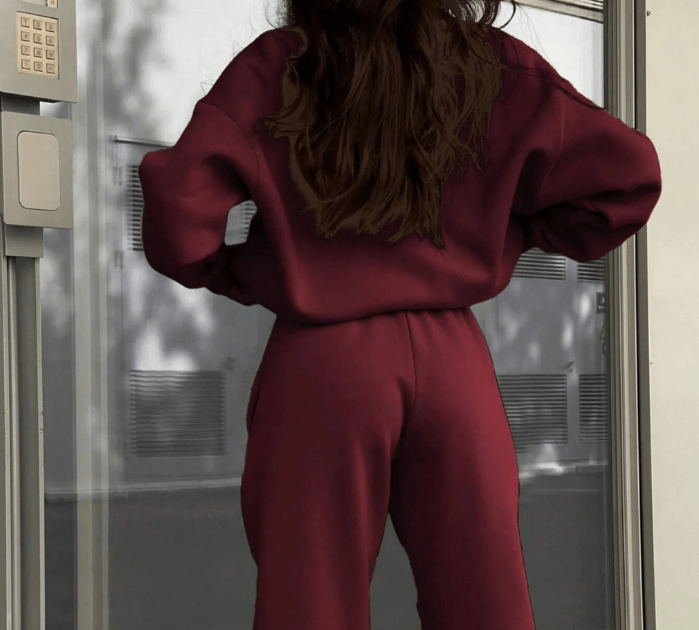 Sportlich, stylisch und bequem – Der perfekte Trainingsanzug für Dich