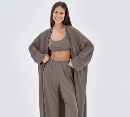 Magst Du weicher Strick? - Hier Dein 3-teiliger Freizeitanzug im Casual-Look