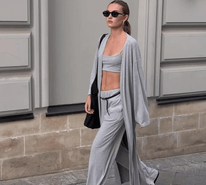 Magst Du weicher Strick? - Hier Dein 3-teiliger Freizeitanzug im Casual-Look